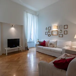 ad-verona-flat.hotelinveneto.com/